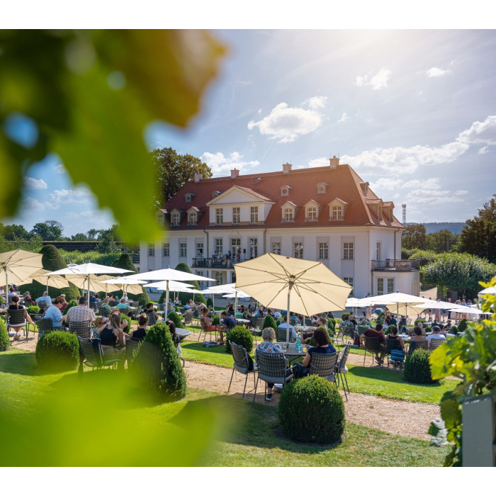 Sekt im Park main product photo